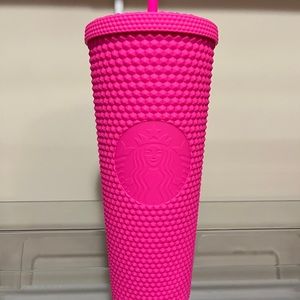 BNWT Mexico/Caribbean 2022 release “Wanda”. All cups have skus on them.